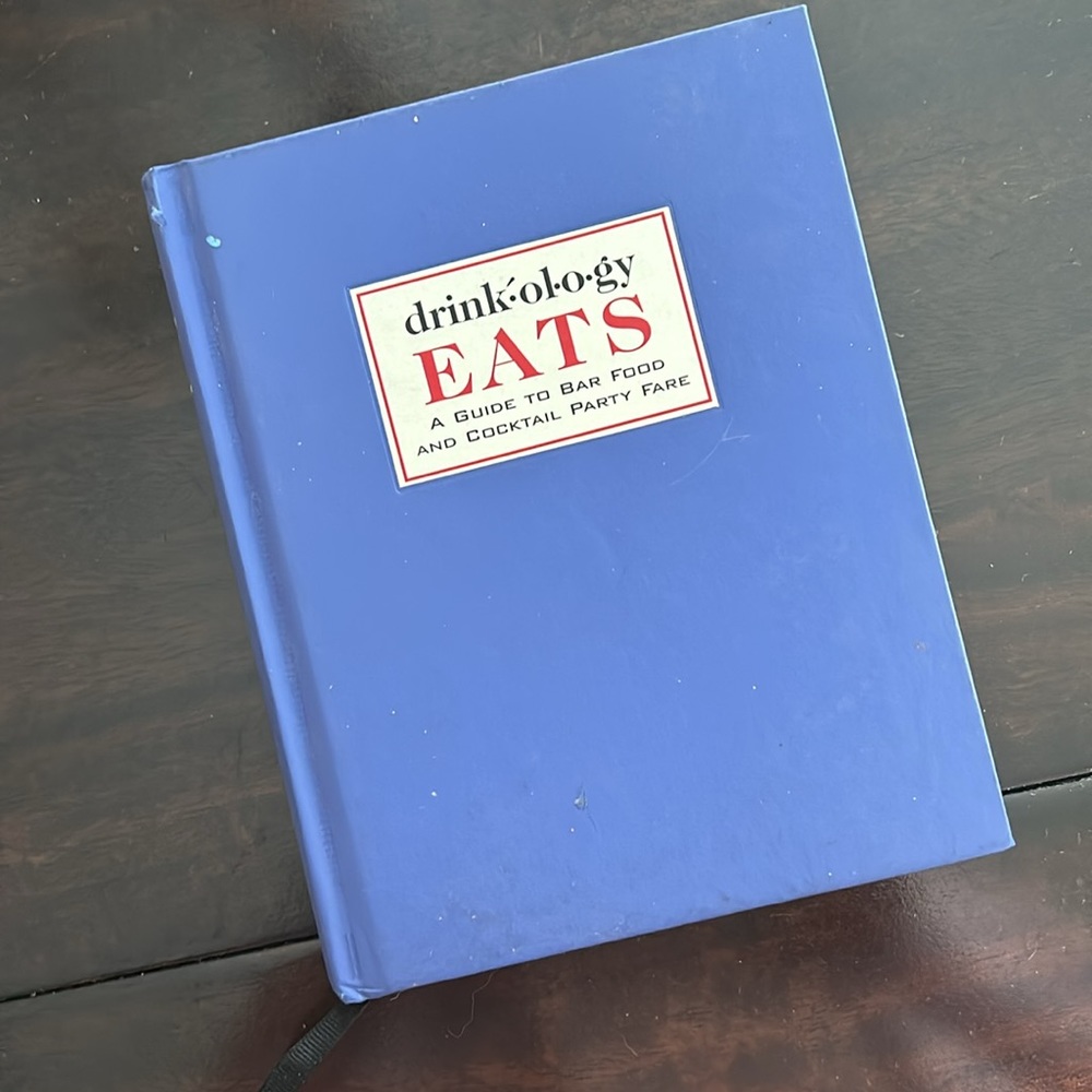 Books - Picture 2 of 6